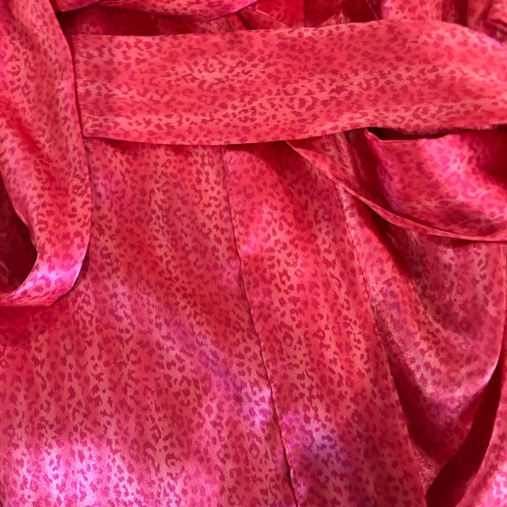 VTG Victoria's Secret Robe OSFM - Picture 2 of 7